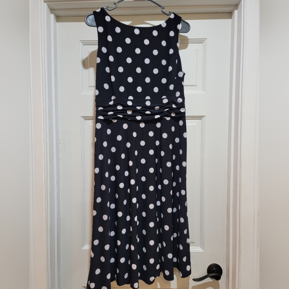 EUC Chap's Women's Cocktail Dress. Navy & White Polka Dot. Size L.